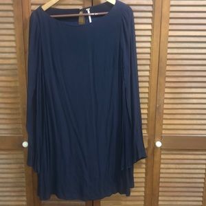 FreePeople navy dress w/open princess sleeve.lined